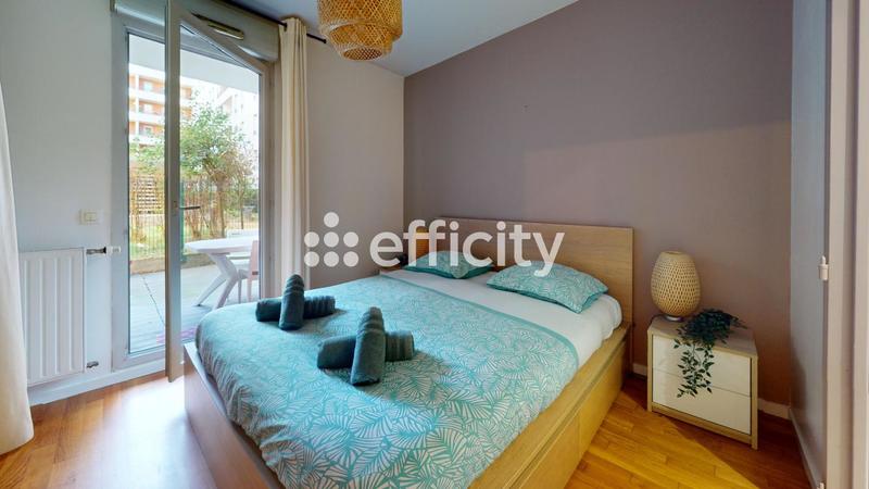 Appartement - 86 m² - 4 pièces