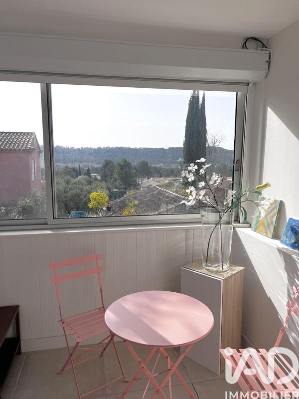 Appartement - 90 m² - 4 pièces