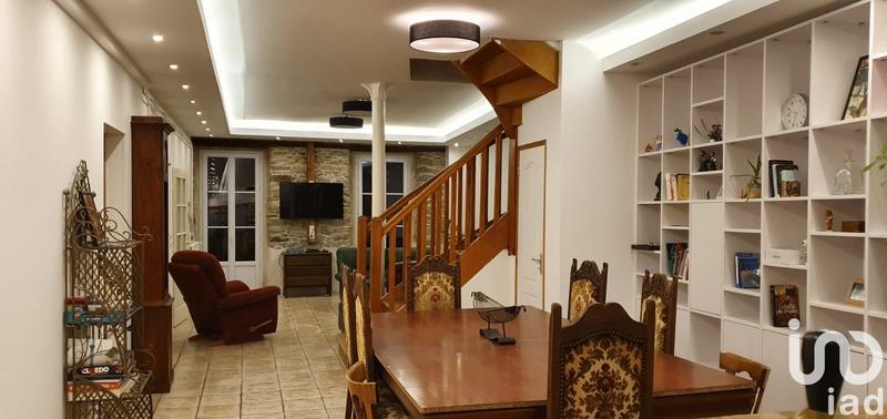 Duplex - 245 m² - 8 pièces