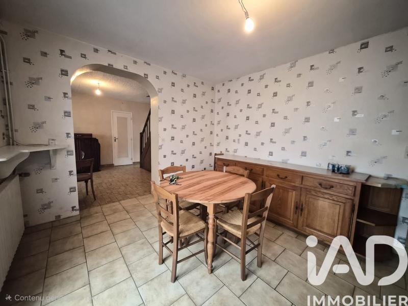 Maison - 85 m² - 5 pièces