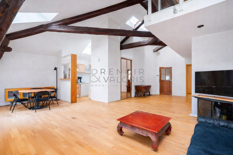 Appartement - 102 m² - 4 pièces