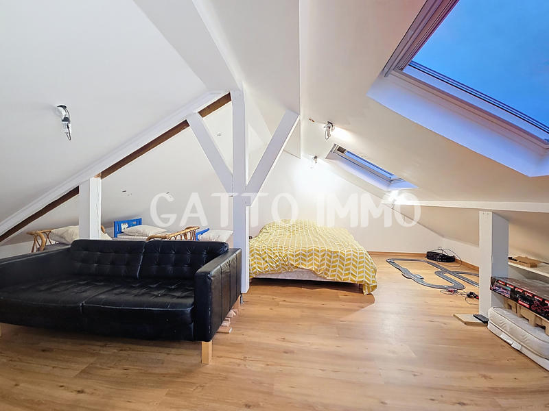 Maison - 140 m² - 5 pièces