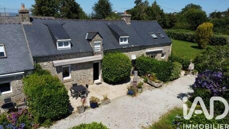 Maison - 180 m² - 11 pièces