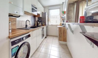 Appartement - 95 m² - 5 pièces