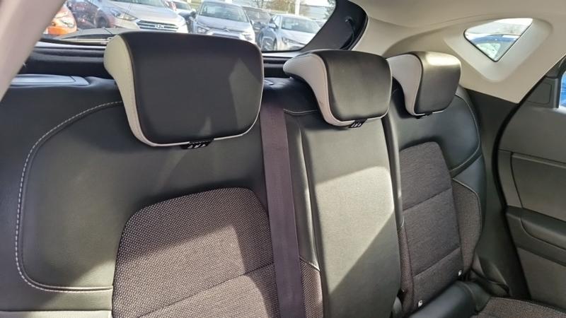 Renault Captur Mild Hybrid 160 Edc Techno