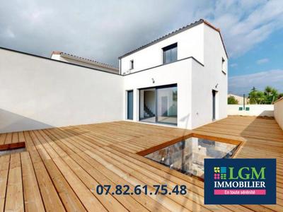 Maison - 99 m² - 5 pièces