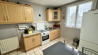 Maison - 92 m² - 5 pièces