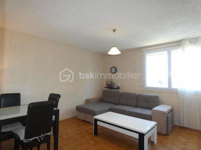 Appartement - 67 m² - 4 pièces