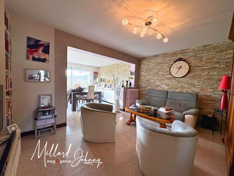 Maison - 80 m² - 3 pièces