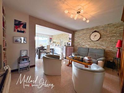 Maison - 80 m² - 3 pièces