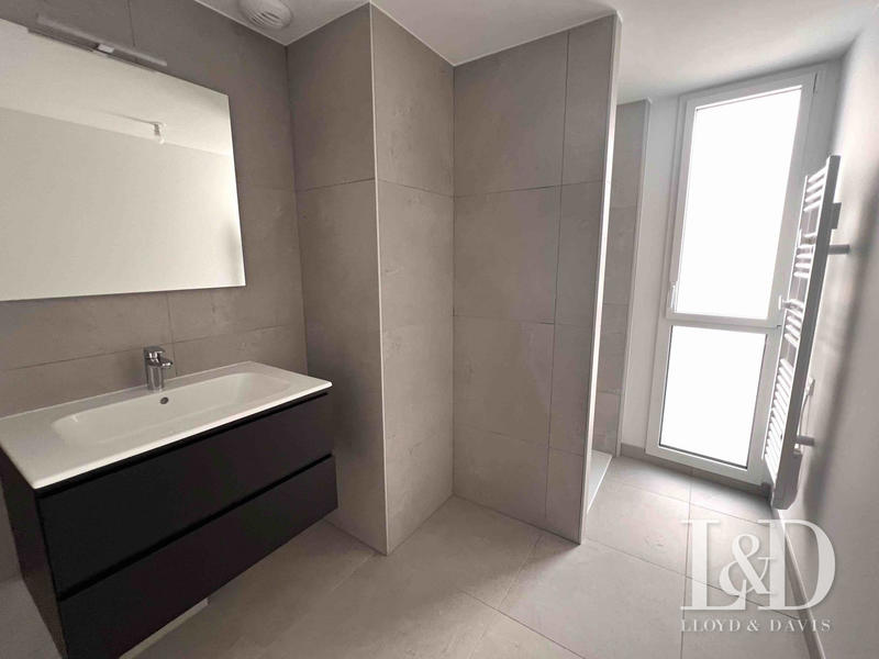 Appartement - 76 m² - 3 pièces