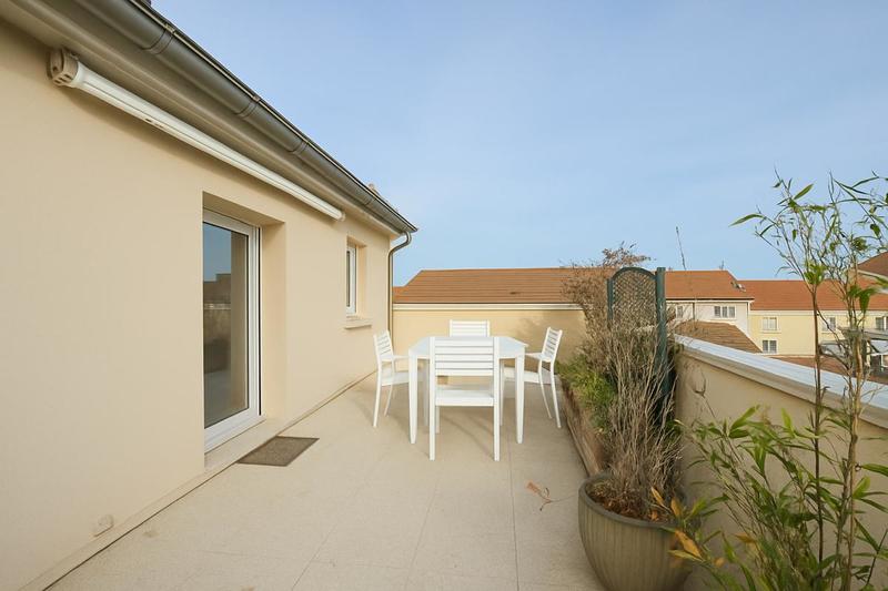 Duplex - 136 m² - 6 pièces