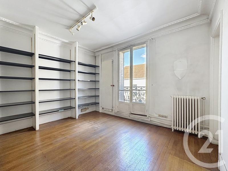 Maison - 194 m² - 11 pièces