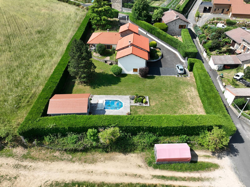 Maison - 156 m² - 9 pièces