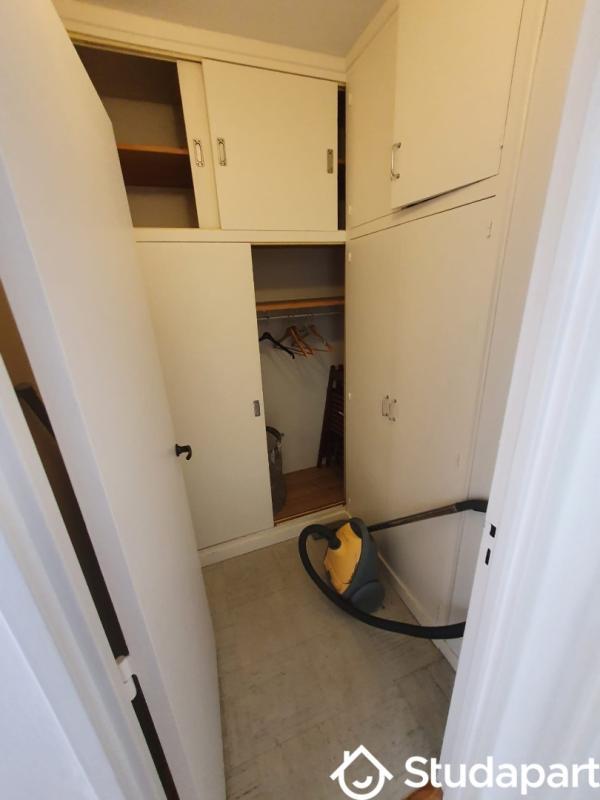 Chambre - 12 m² - 1 pièce