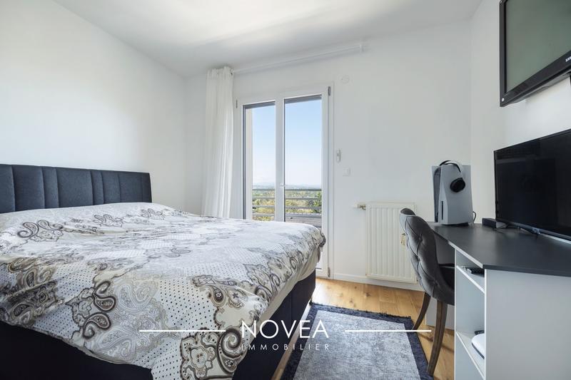 Maison contemporaine - 177 m² - 6 pièces