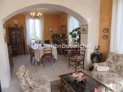 Maison - 170 m² - 8 pièces