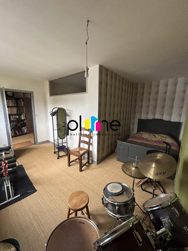 Maison - 169 m² - 7 pièces