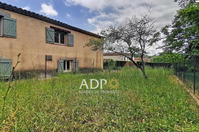 Appartement - 93 m² - 3 pièces