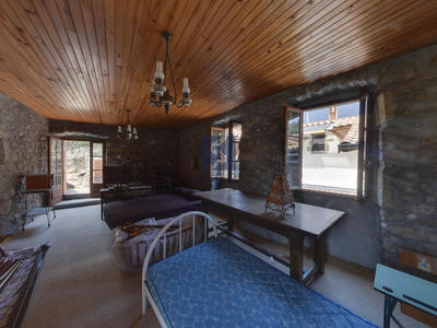 Maison - 98 m² - 5 pièces