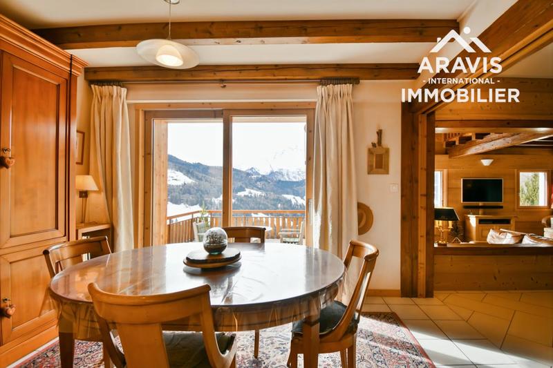 Propriété - 215 m² - 6 pièces