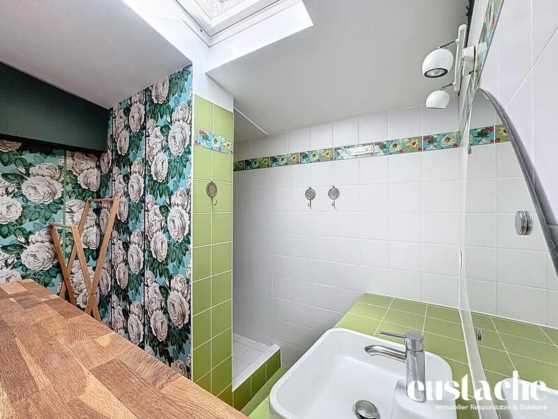 Appartement - 166 m² - 6 pièces