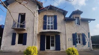 Maison - 160 m² - 5 pièces