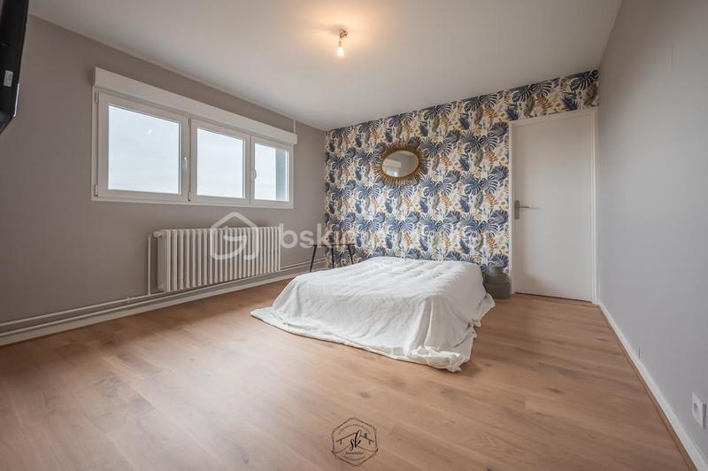 Maison - 166 m² - 8 pièces