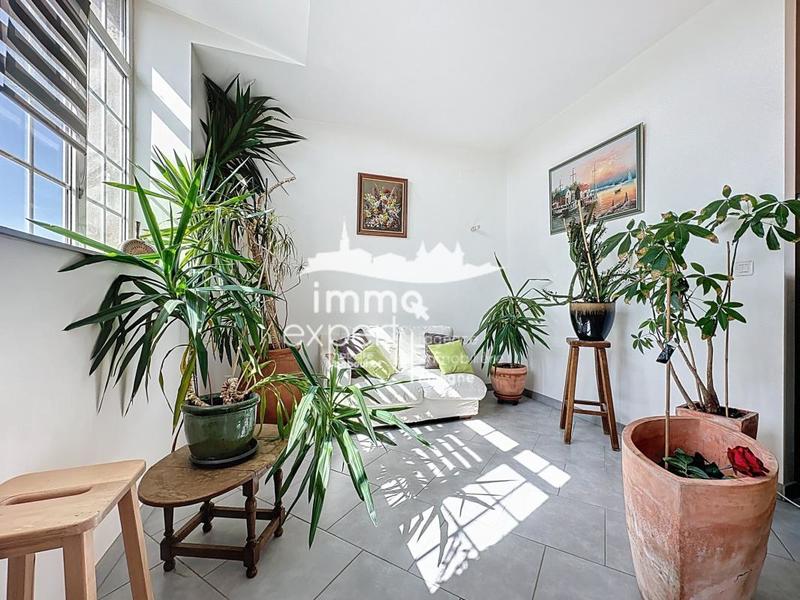 Appartement - 104 m² - 3 pièces