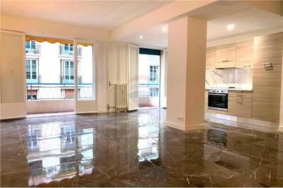 Appartement - 85 m² - 3 pièces