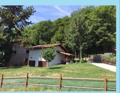 Appartement - 151 m² - 5 pièces