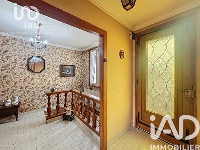 Maison - 99 m² - 5 pièces