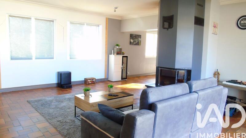 Maison - 347 m² - 11 pièces