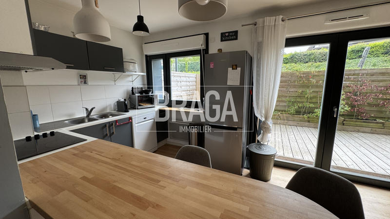 Appartement - 65 m² - 3 pièces