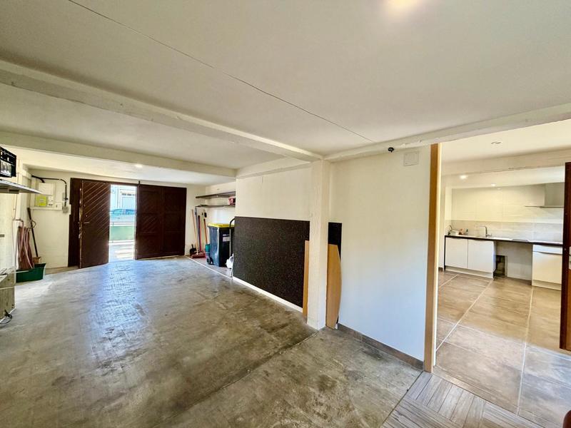 Maison - 99 m² - 5 pièces