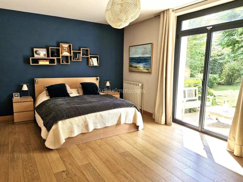 Maison - 200 m² - 8 pièces