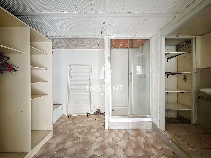 Maison - 142 m² - 8 pièces