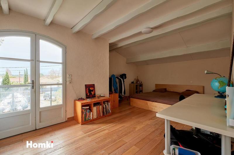 Maison - 203 m² - 7 pièces