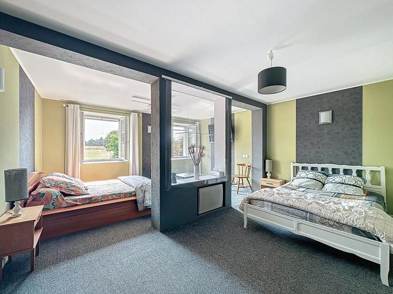 Maison en pierre - 232 m² - 7 pièces