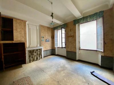 Maison de village - 116 m² - 7 pièces