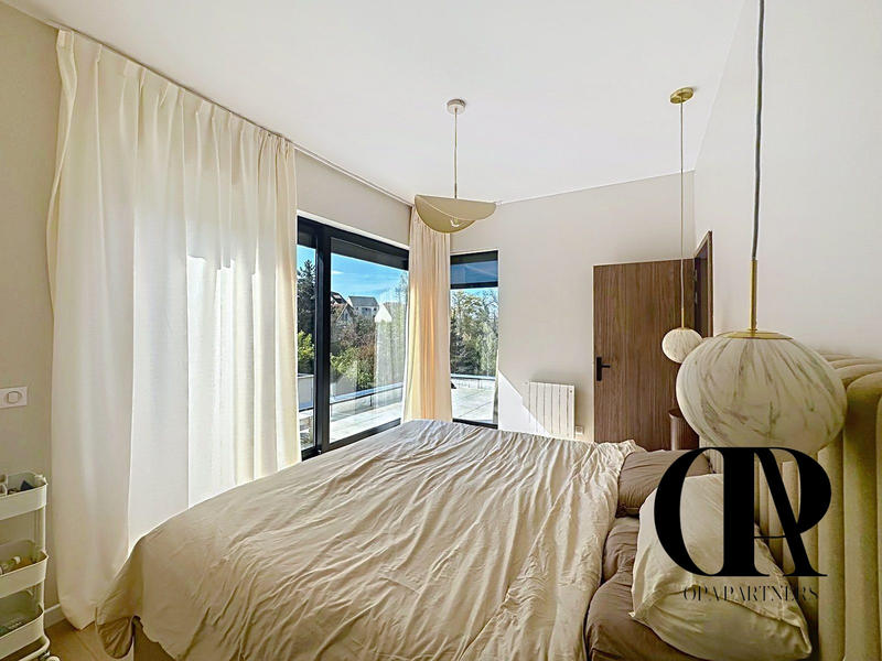 Villa - 185 m² - 6 pièces