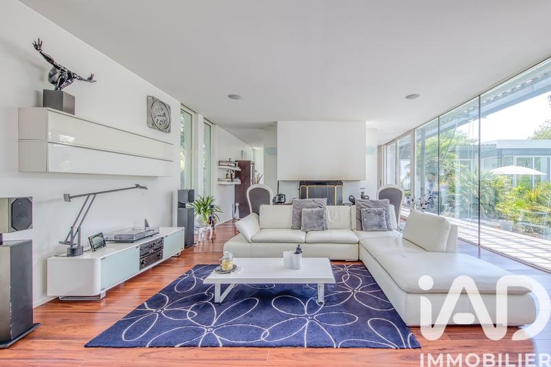 Maison de maîtres - 200 m² - 5 pièces