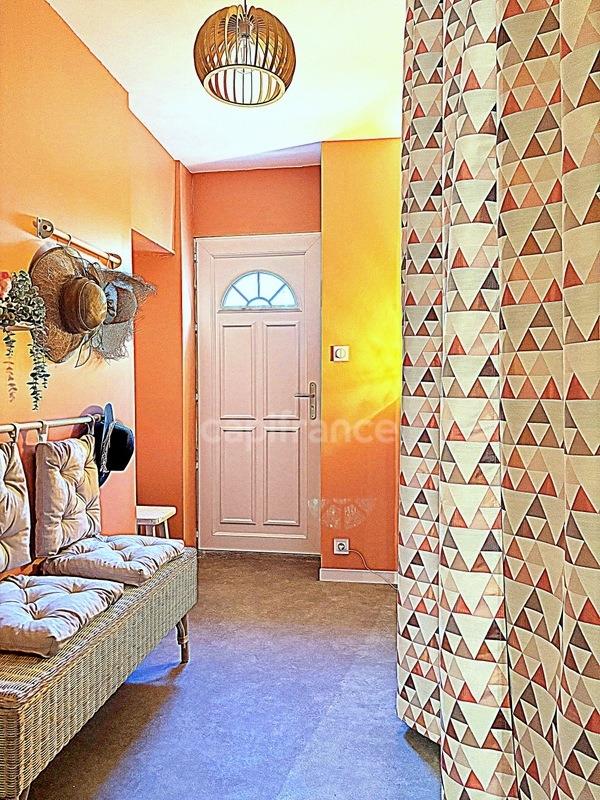 Maison - 218 m² - 5 pièces