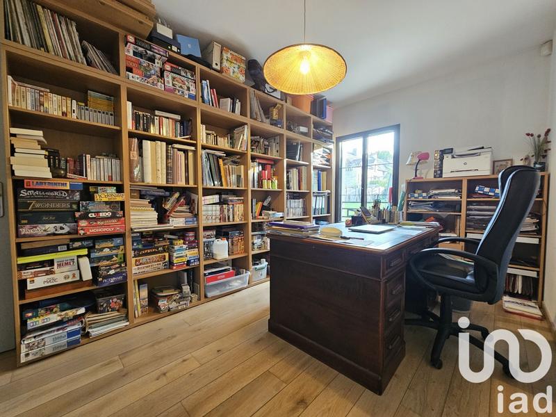 Maison - 200 m² - 7 pièces