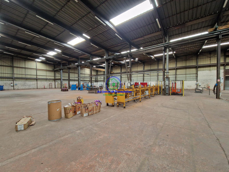 Local d'activités - 3 150 m²