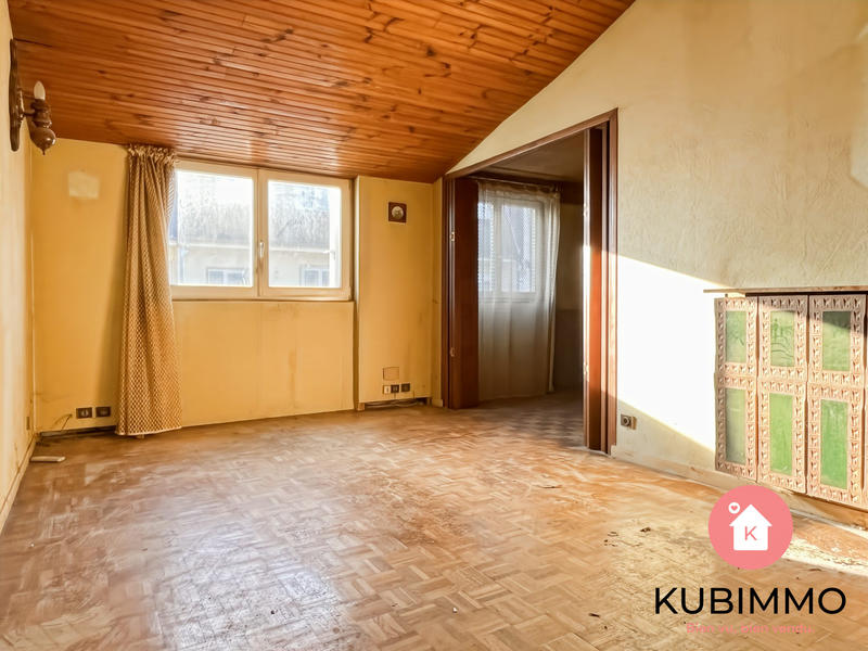 Maison - 85 m² - 5 pièces