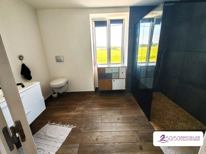 Maison - 140 m² - 6 pièces