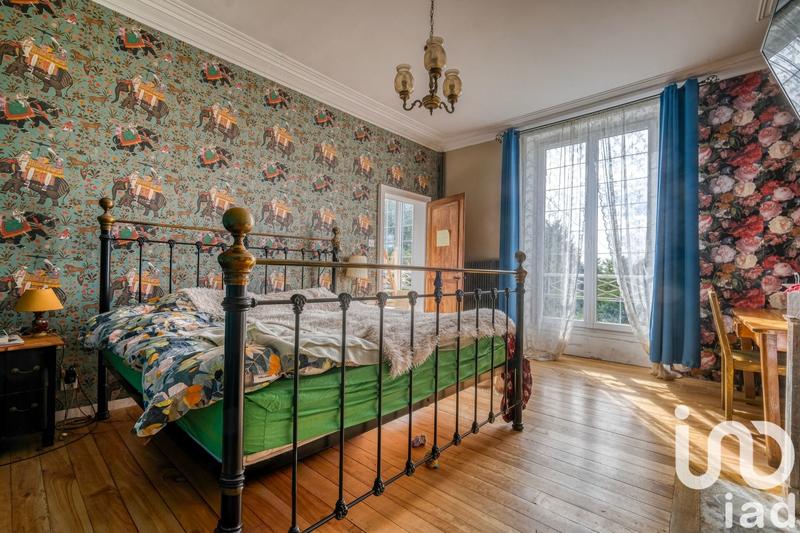 Maison - 172 m² - 7 pièces