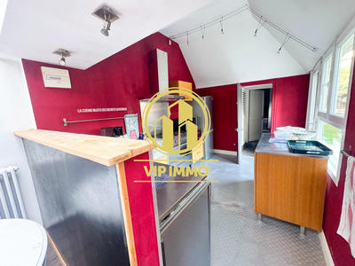 Maison - 180 m² - 6 pièces