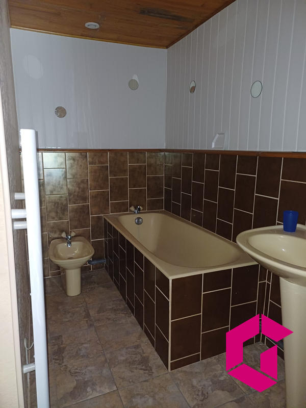 Maison - 82 m² - 3 pièces